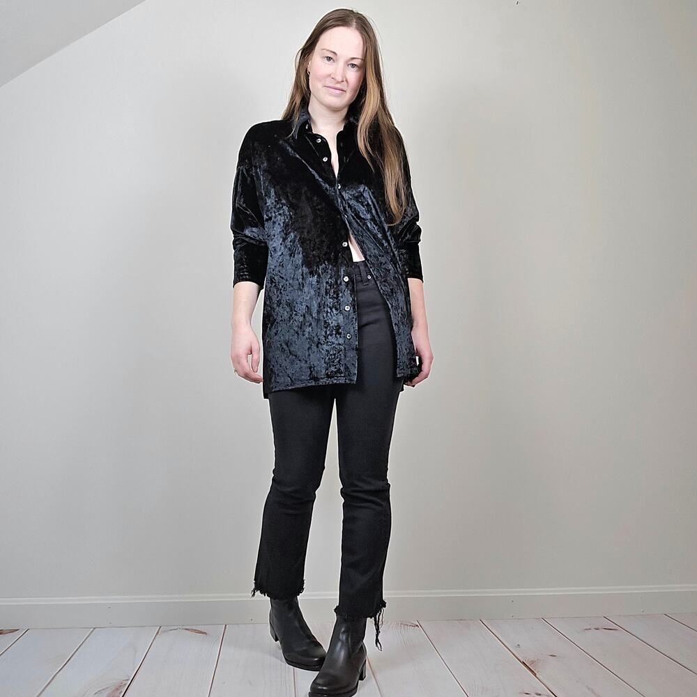Vintage 90s Express Crushed Velvet Button Up Shirt Black Large/XL